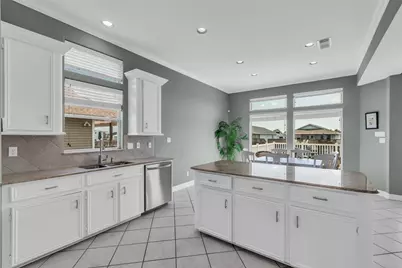 1323 Wahini Street, Tiki Island, TX 77554 - Photo 12