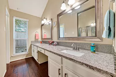1615 Ainsdale Drive, Houston, TX 77077 - Photo 18