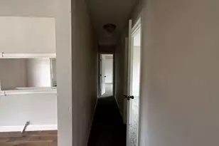 8606 Prairie View Dr, Houston, TX 77088 - Photo 8