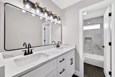 12303 Shelwick Drive, Houston, TX 77031 - Photo 14