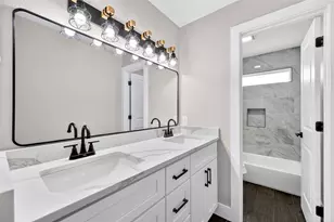 12303 Shelwick Dr, Houston, TX 77031 - Photo 14