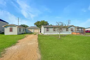 15926 Millers Landing Ln, Houston, TX 77049 - Photo 1