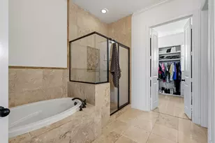 11009 Upland Forest Dr, Houston, TX 77043 - Photo 24