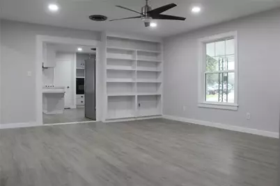 807 Depot Street, El Campo, TX 77437 - Photo 2