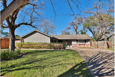 7158 Sharpview Drive, Houston, TX 77074 - Photo 1