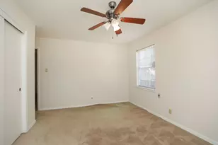 7158 Sharpview Dr, Houston, TX 77074 - Photo 24