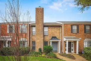 810 Augusta Dr, Houston, TX 77057 - Photo 2