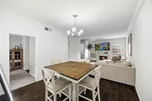 810 Augusta Dr, Houston, TX 77057 - Photo 6