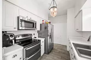 810 Augusta Dr, Houston, TX 77057 - Photo 8