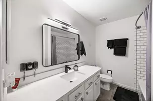 810 Augusta Dr, Houston, TX 77057 - Photo 18