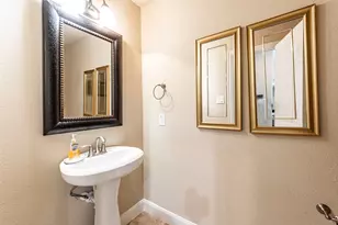 403 Marina View Dr, Webster, TX 77598 - Photo 36