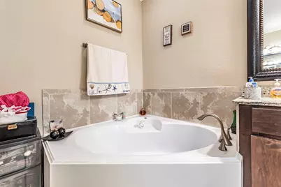 403 Marina View Drive, Webster, TX 77598 - Photo 32