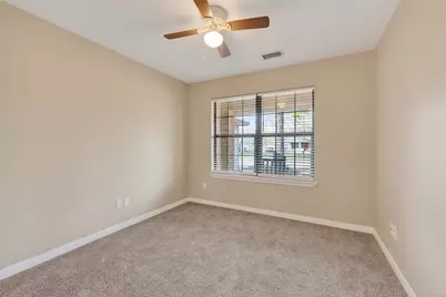 10668 Royal Magnolia Drive, Conroe, TX 77303 - Photo 18