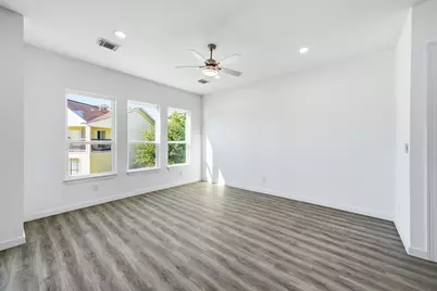 111 Capetown Way, Conroe, TX 77356 - Photo 14