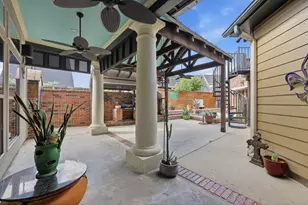 1831 Silkwood Cir, Port Neches, TX 77651 - Photo 10