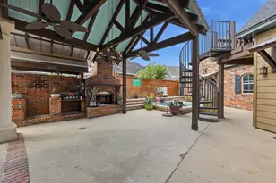 1831 Silkwood Cir, Port Neches, TX 77651 - Photo 28