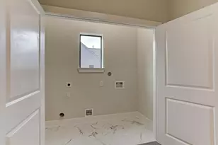 9419 Benbow Park Ln, Houston, TX 77080 - Photo 10