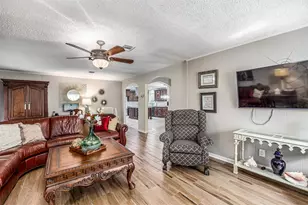 803 Sharon Ln, Baytown, TX 77521 - Photo 26