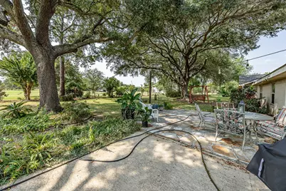 803 Sharon Lane, Baytown, TX 77521 - Photo 50