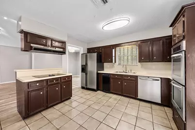 2211 Turtle Creek Drive, Missouri City, TX 77459 - Photo 10