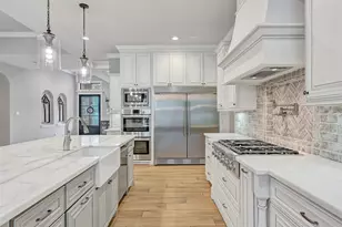 1821 Avery Ln, Friendswood, TX 77546 - Photo 12