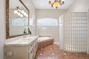 55 Benton Woods Circle, The Woodlands, TX 77382 - Photo 16