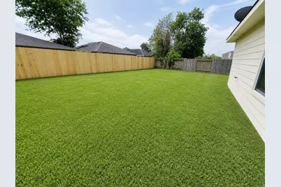 16202 Broadglen Court, Houston, TX 77082 - Photo 4