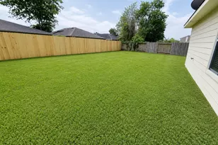 16202 Broadglen Ct, Houston, TX 77082 - Photo 4
