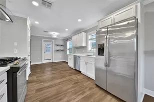 4303 Marlborough Dr, Houston, TX 77092 - Photo 12