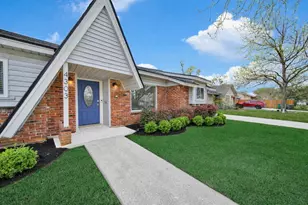 4303 Marlborough Dr, Houston, TX 77092 - Photo 8