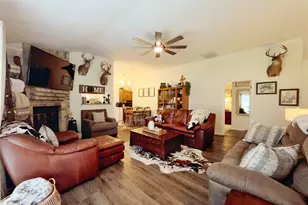 218 Holly Ln, Woodbranch, TX 77357 - Photo 6