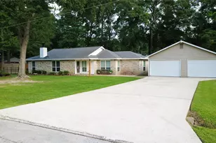 218 Holly Ln, Woodbranch, TX 77357 - Photo 1
