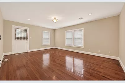 1807 Crocker Street #A, Houston, TX 77006 - Photo 6