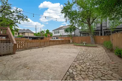 1807 Crocker Street #A, Houston, TX 77006 - Photo 32