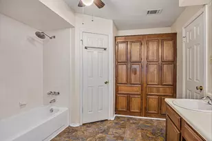 508/510 Clarence St, Tomball, TX 77375 - Photo 14