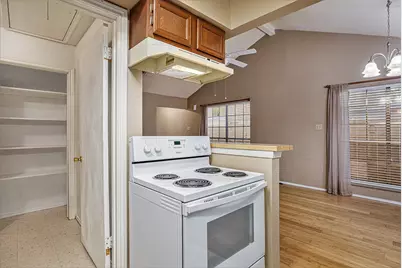 508/510 Clarence Street, Tomball, TX 77375 - Photo 10