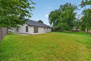 11918 Southview St, Houston, TX 77047 - Photo 46