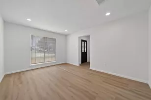 11918 Southview St, Houston, TX 77047 - Photo 30
