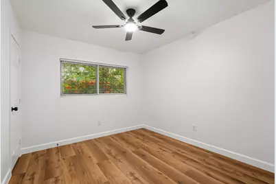 10911 Murr Way, Houston, TX 77048 - Photo 8