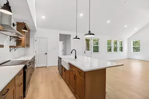 114 Roebuck Ln, New Waverly, TX 77358 - Photo 10