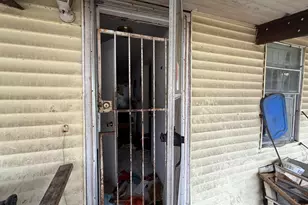 5021 Wilmington St, Houston, TX 77033 - Photo 2