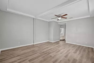 1004 S 2nd Street, La Porte, TX 77571 - Photo 6