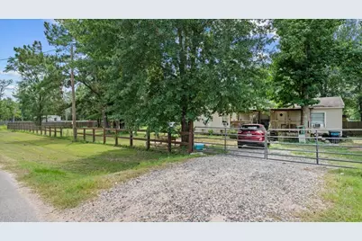 21658 County Road 3749D, Cleveland, TX 77327 - Photo 6
