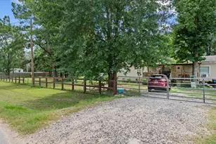 21658 County Rd 3749D, Cleveland, TX 77327 - Photo 6