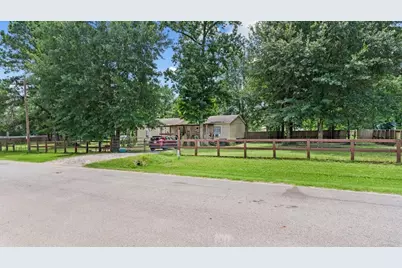 21658 County Road 3749D, Cleveland, TX 77327 - Photo 2