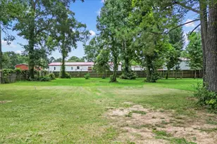 21658 County Rd 3749D, Cleveland, TX 77327 - Photo 16