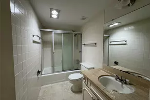 5050 Ambassador Way, Houston, TX 77056 - Photo 4