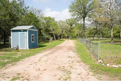 4731 Krischke Road, Schulenburg, TX 78956 - Photo 4