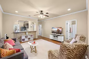 121 Armored Ave, College Station, TX 77845 - Photo 14