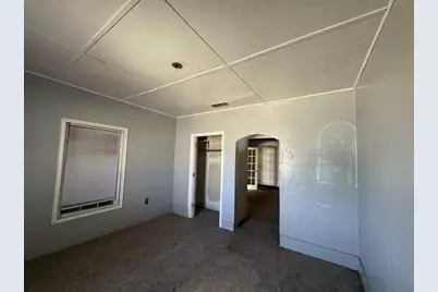 155 N 2nd Street, Slaton, TX 79364 - Photo 4